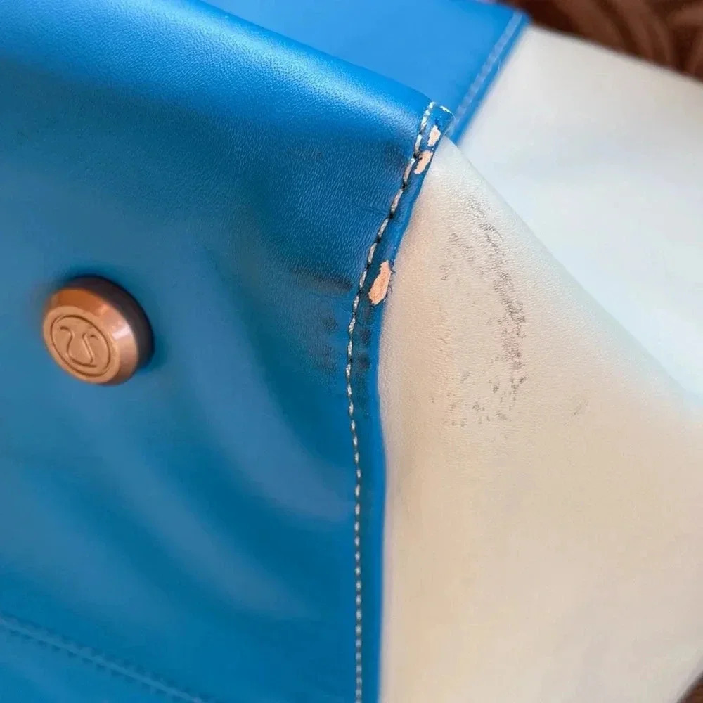 Lululemon |Vinyasa To Vino  Bag - Picture 8 of 15